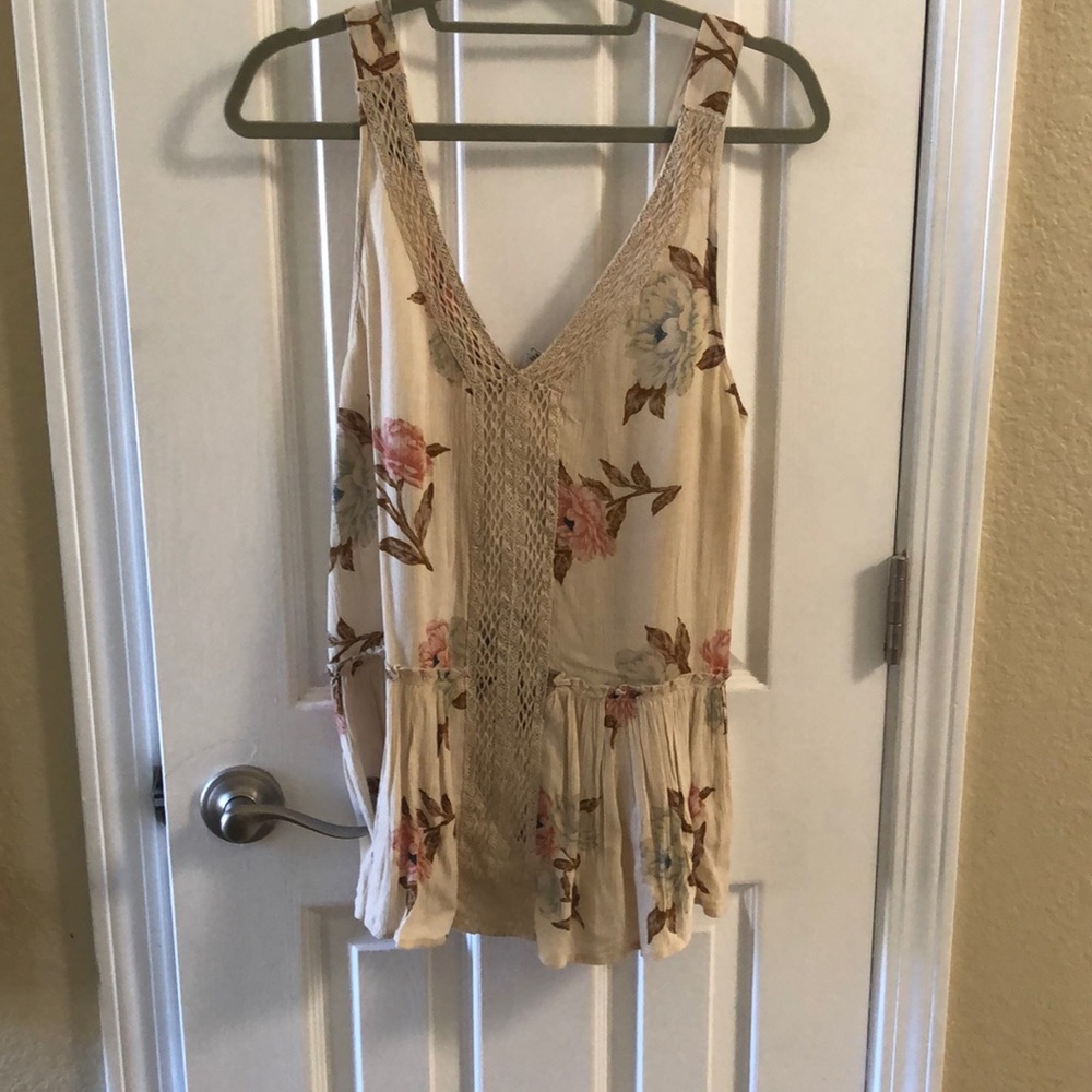 American Eagle top NWOT